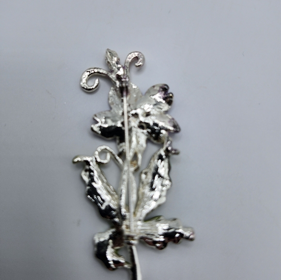 Peek a boo!  Flower daisy brooch pin for sale.  Box Not incl.  Purple & green - Picture 5 of 6